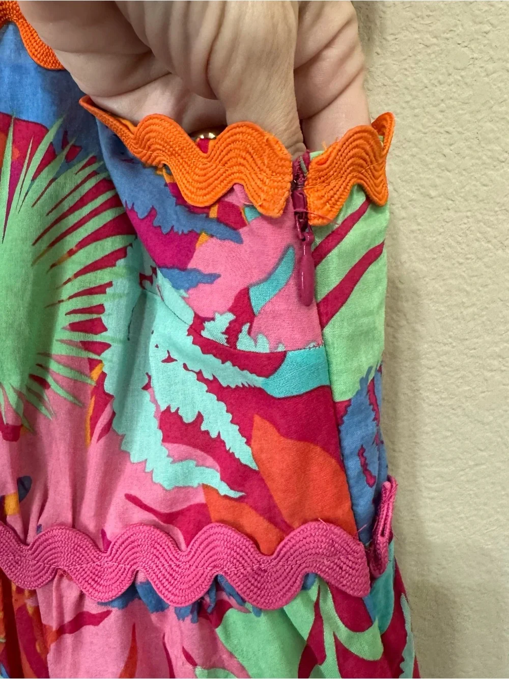 GREYLIN | Tropical Print Ruffle Tank Top with Ric Rac Size Small - Picture 6 of 12